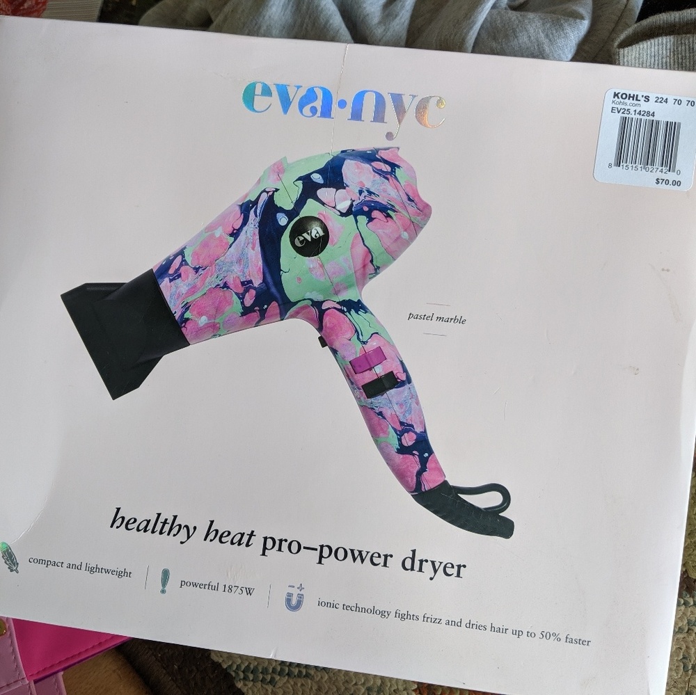 Brand new eva-nyc Blowdryer
